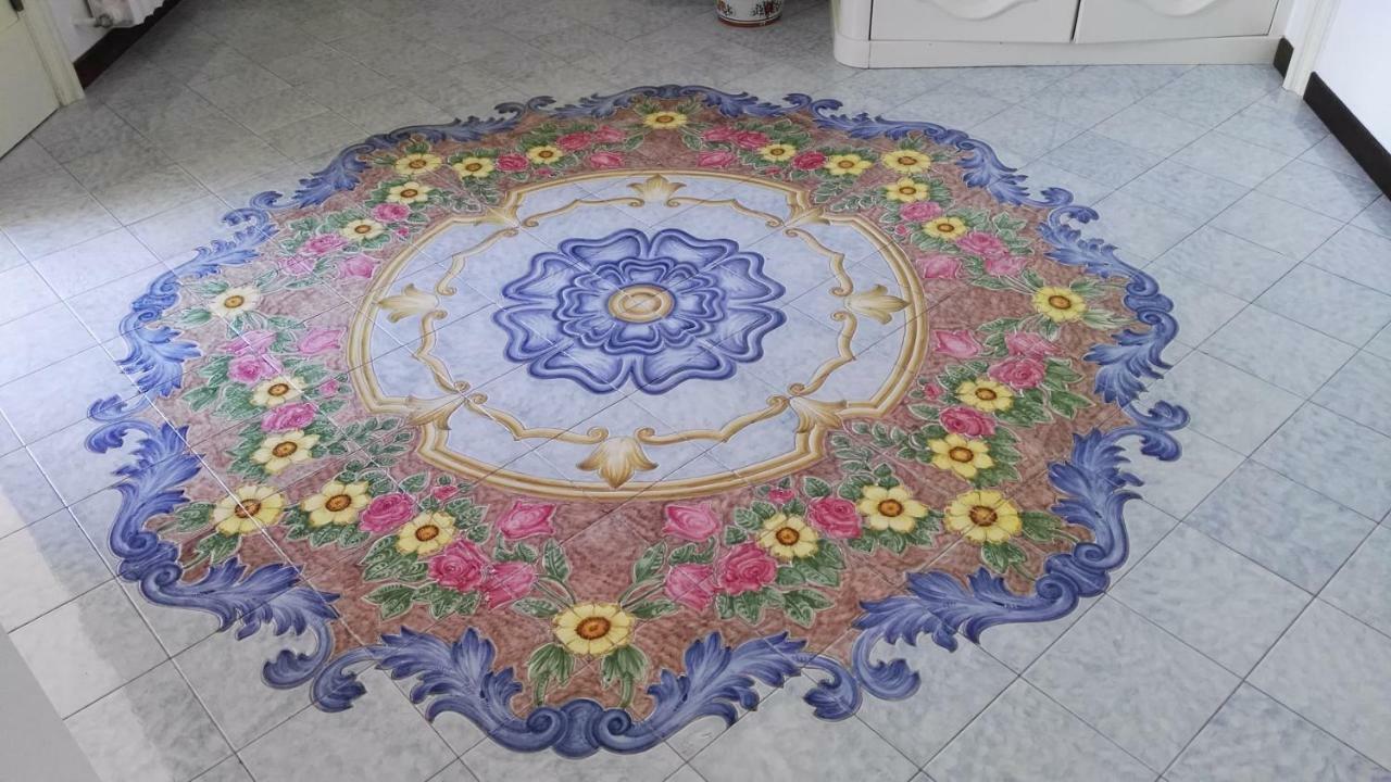 Villa Mary Trani Bagian luar foto