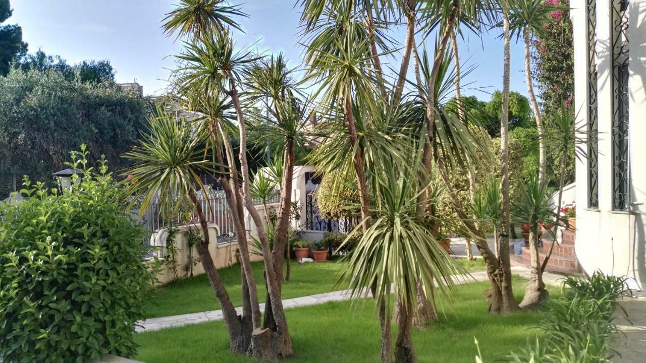 Villa Mary Trani Bagian luar foto